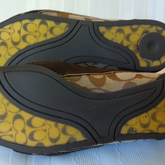 Coach size 6M Hilary running shoes - Picture 5 of 6
